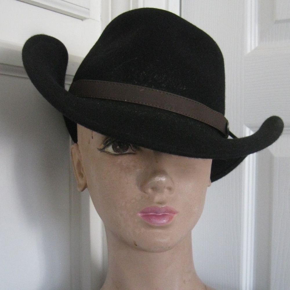 Conner Handmade wool hat w/ leather strip, black, Sz M